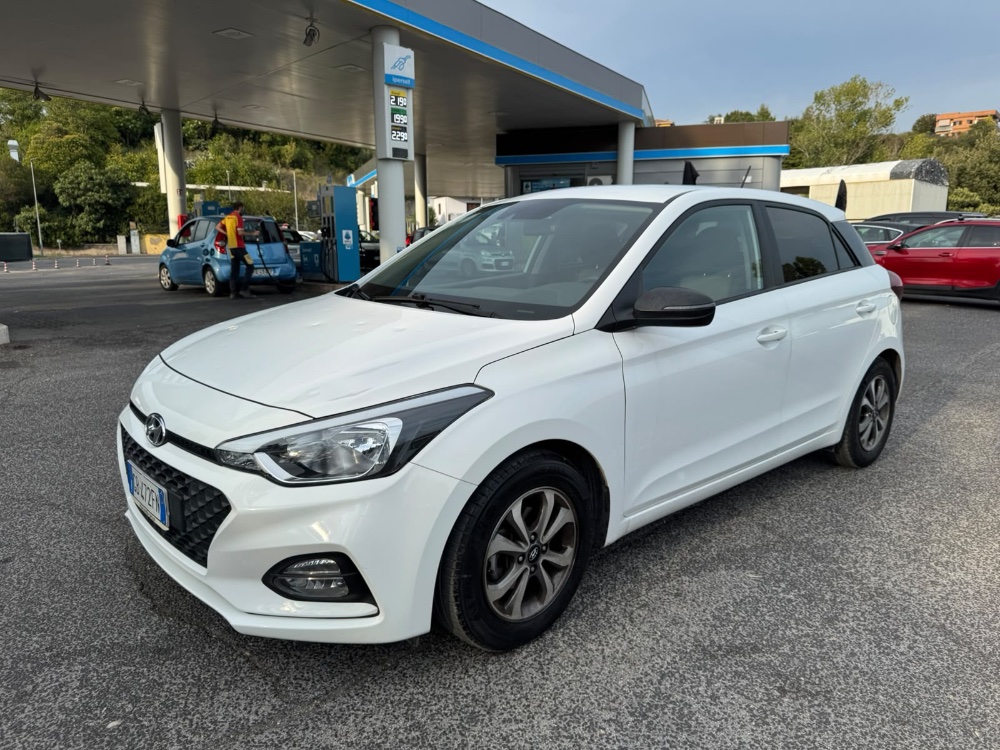 Hyunda i20 1.2 gpl